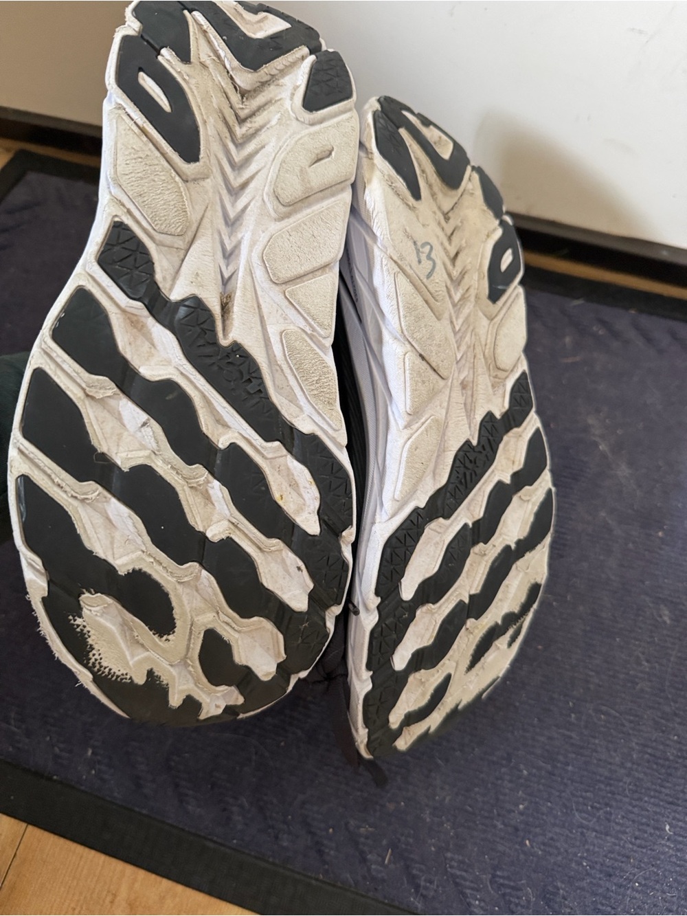 Hoka Clifton 8 Black and White Running Sneakers size 10.5b (narrow) - Picture 11 of 13
